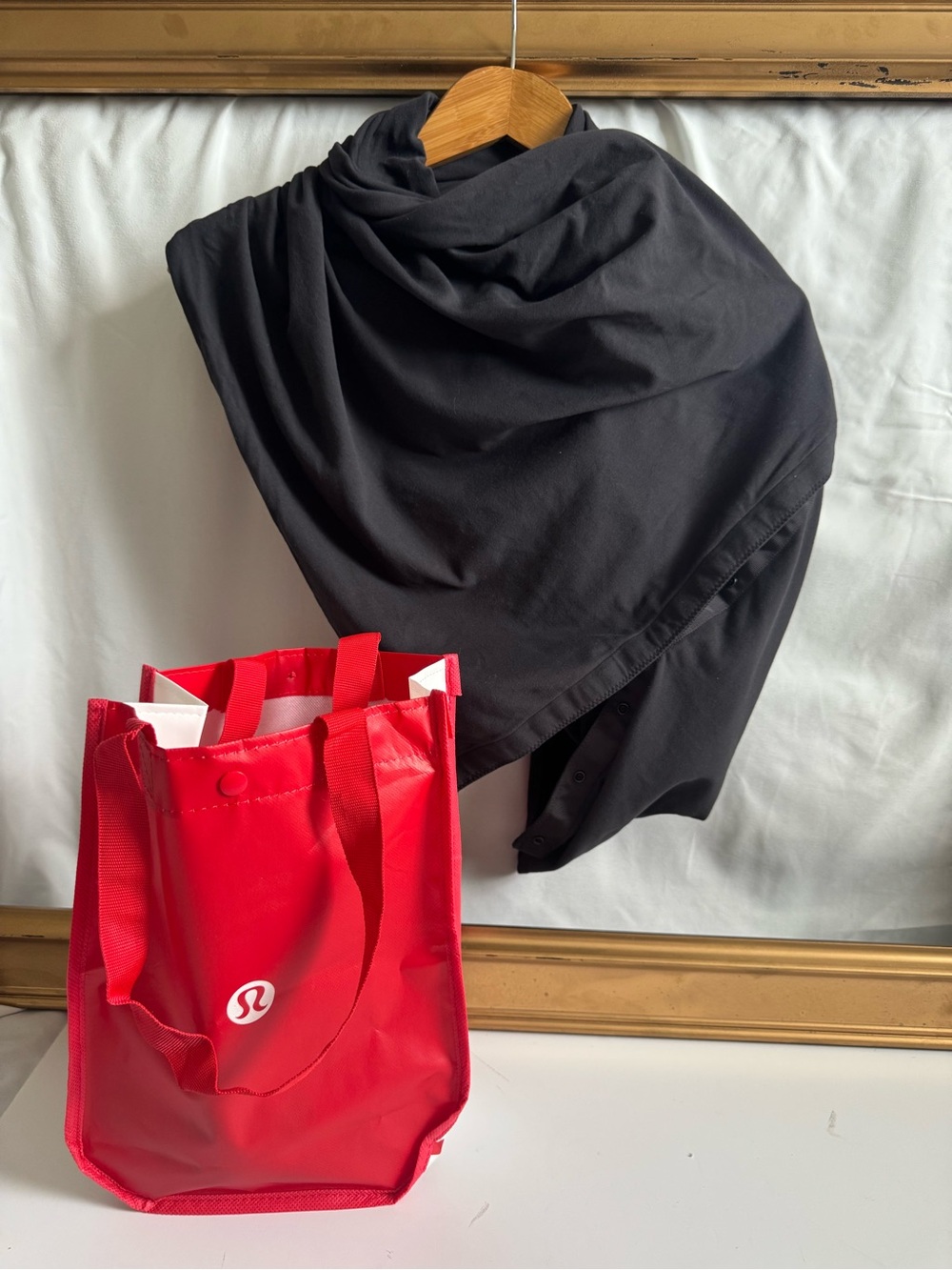 lululemon vinyasa scarf black snap convertible wrap - Picture 8 of 8